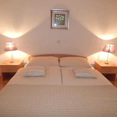 Apartment Apartman Miljenka