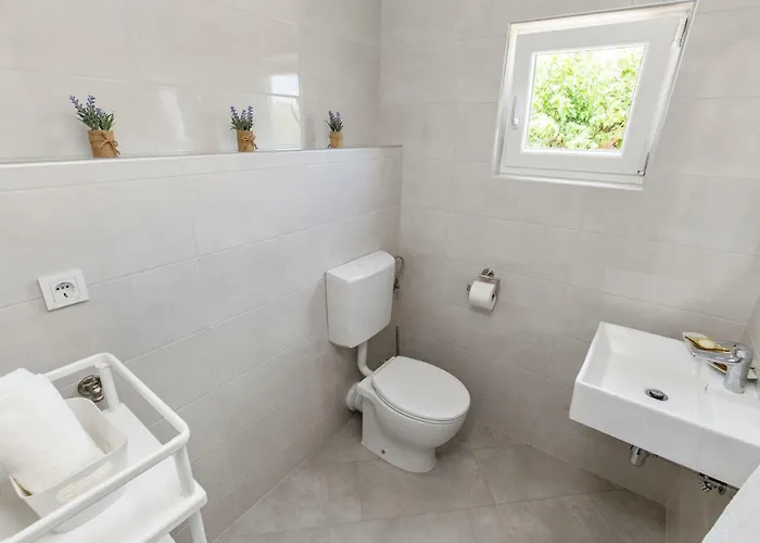 Miljenka Apartament Malinska